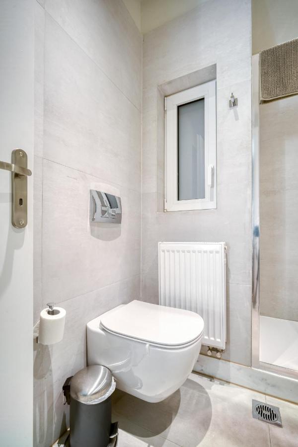 Lovely Sunlit Central Athens 2 Bedroom 2 Bathroom Condo Εξωτερικό φωτογραφία