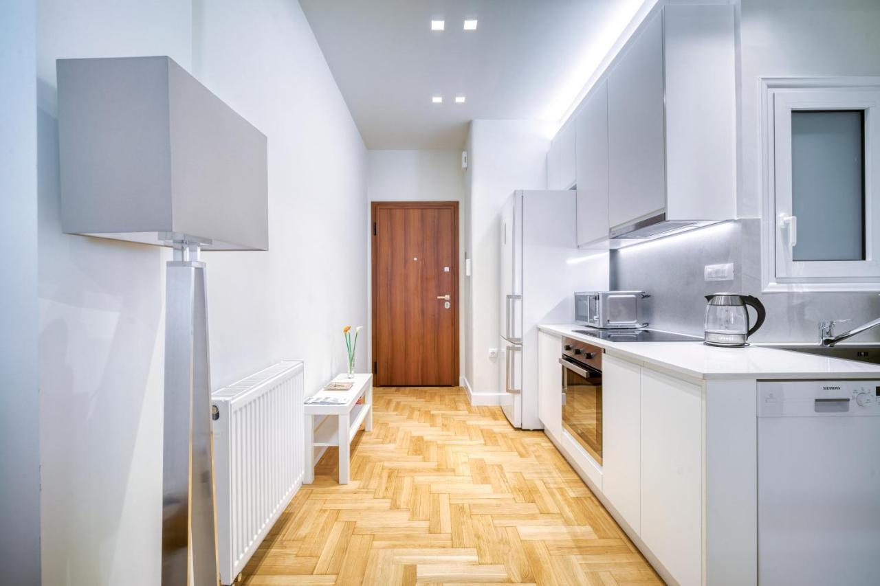 Lovely Sunlit Central Athens 2 Bedroom 2 Bathroom Condo Εξωτερικό φωτογραφία